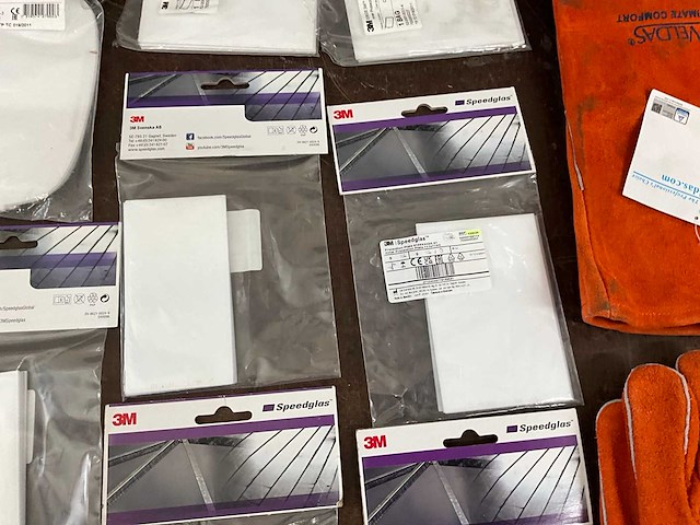 Partij diverse lastoebehoren - afbeelding 13 van  13