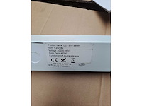 Partij diverse led armaturen 120/125 cm – 18/20w – 4000k (90x) - afbeelding 4 van  6