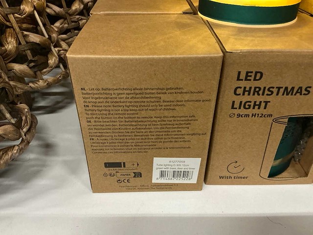 Partij diverse led christmas lights d9xh12cm with timer (80x) - afbeelding 6 van  11