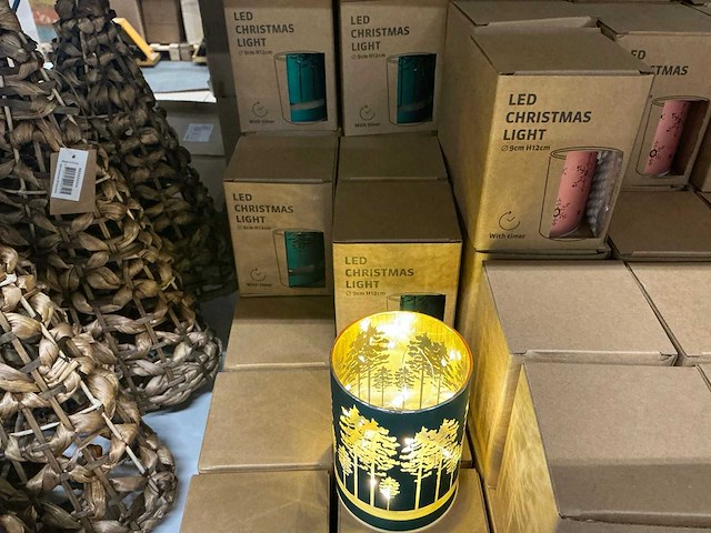 Partij diverse led christmas lights d9xh12cm with timer (80x) - afbeelding 5 van  11