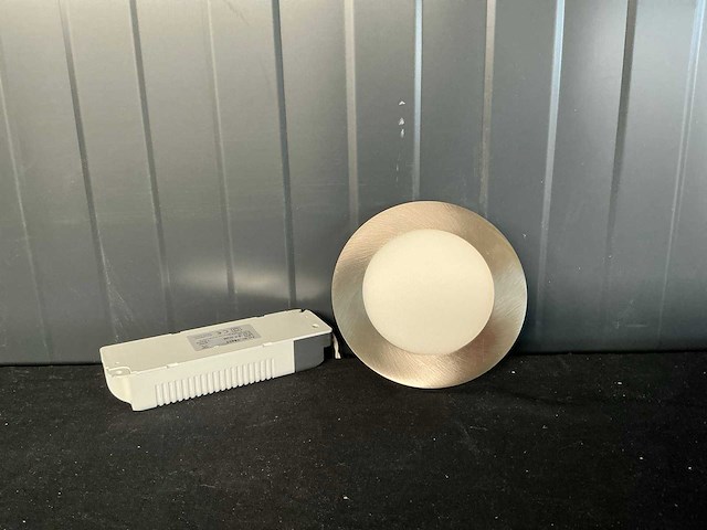 Partij diverse led verlichting 114 stuks - afbeelding 9 van  23