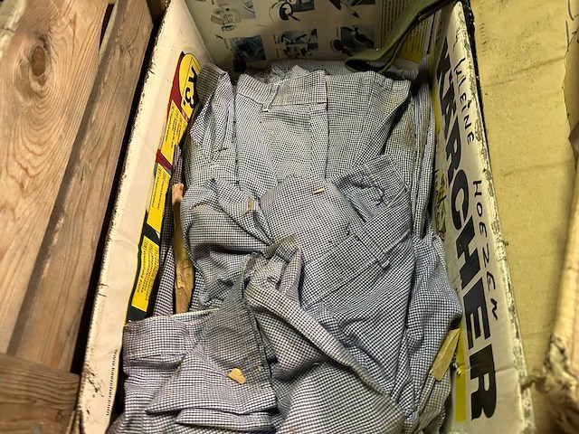 Partij diverse legerkleding - afbeelding 4 van  5