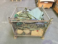 Partij diverse legerkleding - afbeelding 1 van  5