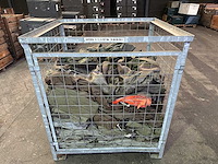 Partij diverse legerkleding - afbeelding 1 van  3