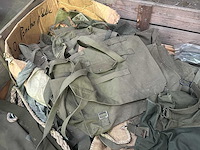Partij diverse legertassen - afbeelding 3 van  4