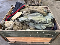 Partij diverse legeruitrusting - afbeelding 1 van  3