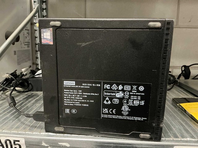 Partij diverse lenovo thinkcentre desktops (6x) - afbeelding 4 van  4