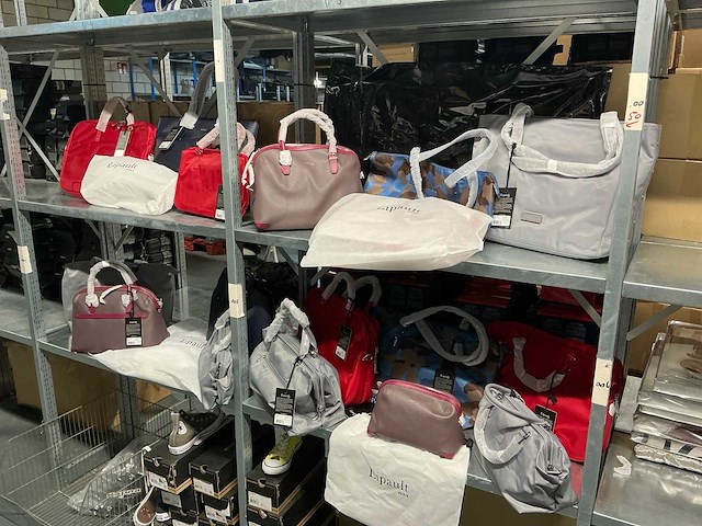 Partij diverse lipault tassen (50x) - afbeelding 1 van  14