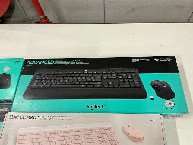 Partij diverse logitech toetsenborden (9x) - afbeelding 6 van  10