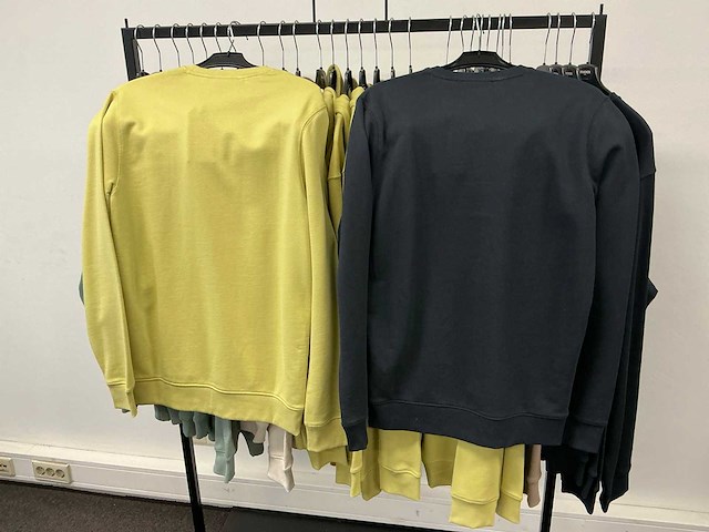 Partij diverse lyle&scott heren truien (31x) - afbeelding 21 van  22
