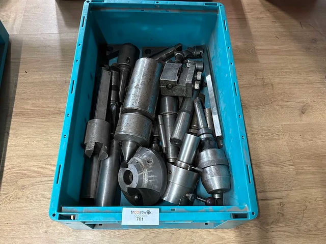 Partij diverse machine toebehoren - afbeelding 1 van  4