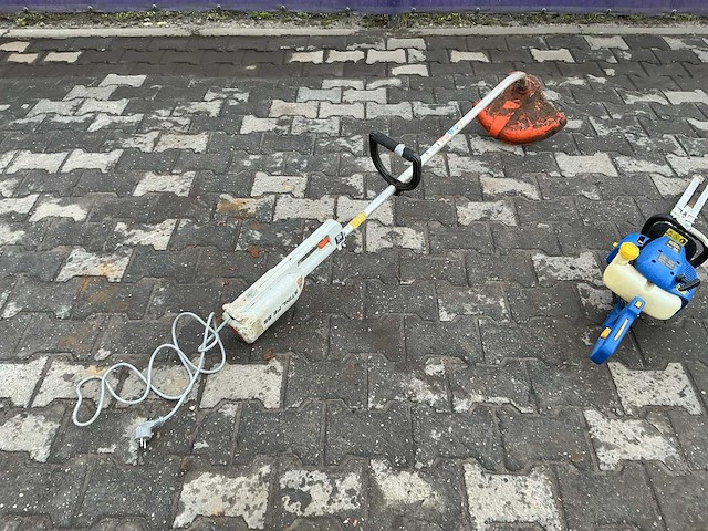 Partij diverse machines - afbeelding 1 van  13