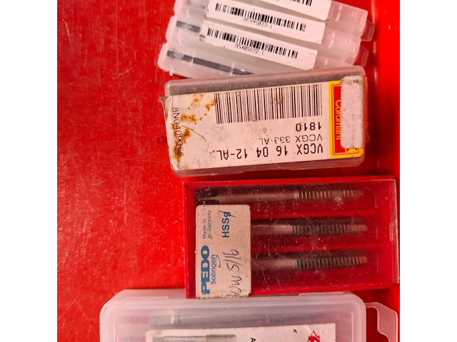Partij diverse machinetaps - afbeelding 8 van  17