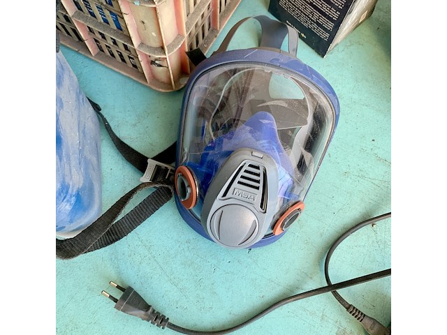 Partij diverse maskers versaflo, 3m sundstrom - afbeelding 4 van  6