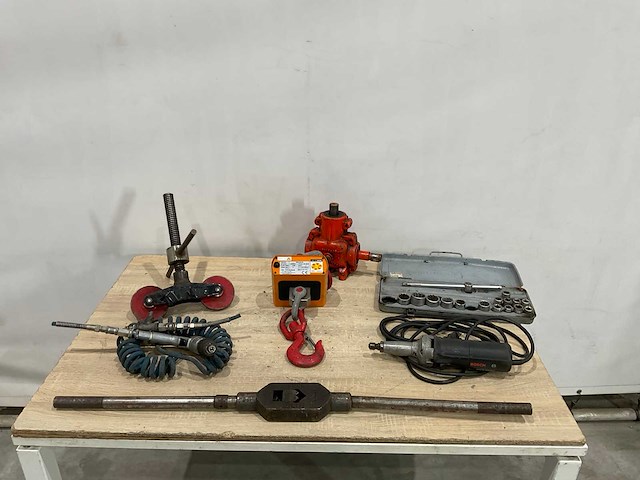 Partij diverse materialen - afbeelding 2 van  7