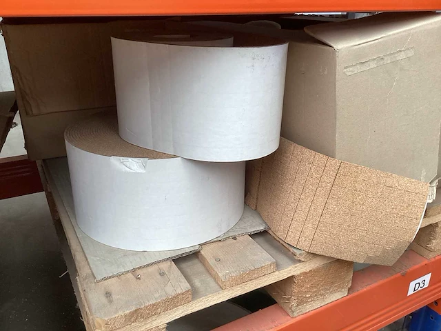 Partij diverse materialen - afbeelding 9 van  20