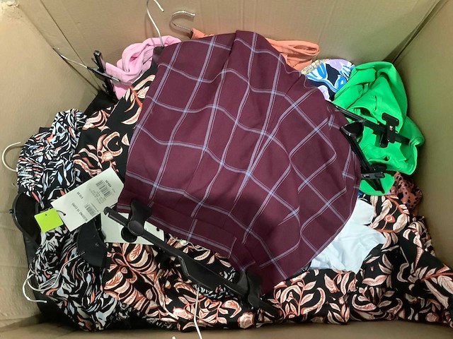 Partij diverse merkkleding (50x) - afbeelding 9 van  9