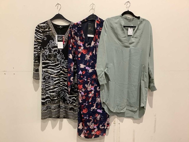 Partij diverse merkkleding (50x) - afbeelding 1 van  9