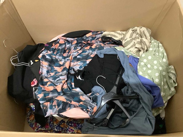 Partij diverse merkkleding (50x) - afbeelding 9 van  9