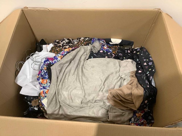 Partij diverse merkkleding (50x) - afbeelding 9 van  9