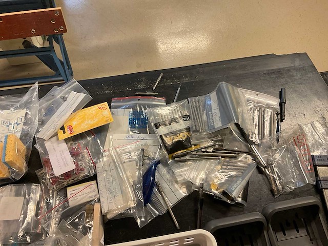 Partij diverse metaalbewerkingitems - afbeelding 2 van  6