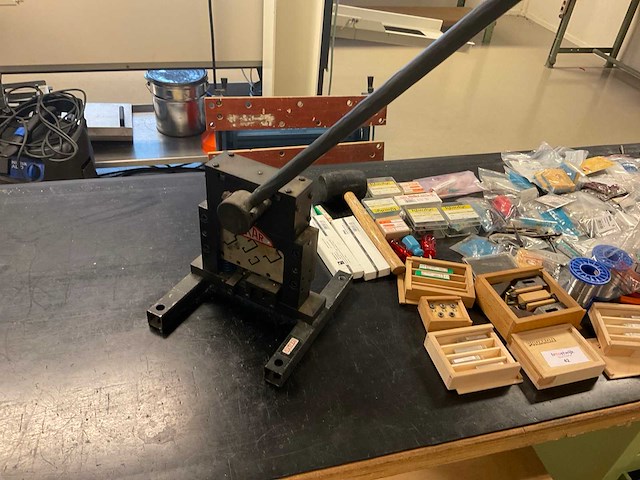 Partij diverse metaalbewerkingitems - afbeelding 6 van  6