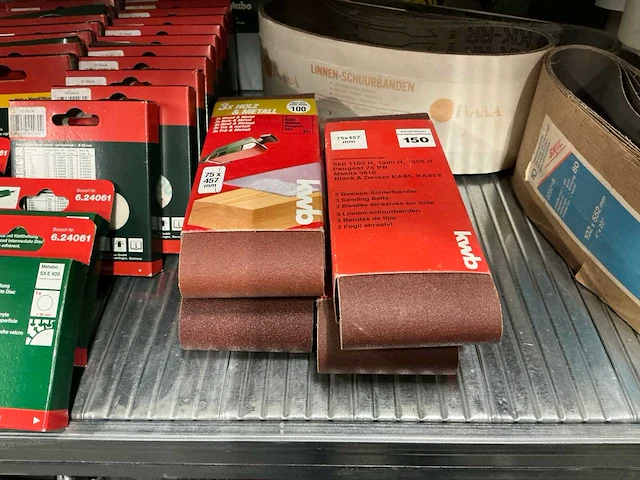 Partij diverse metabo/schuurschijven/schuurpapier/polijstsponsen/schuurbanden/etc (267 verpakkingen) - afbeelding 6 van  8