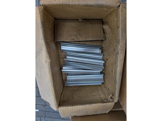 Partij diverse metalen profielen - afbeelding 6 van  17