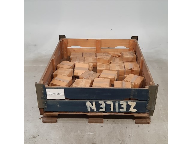 Partij diverse metalen ringen - afbeelding 1 van  5