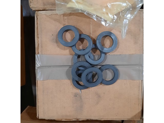 Partij diverse metalen ringen - afbeelding 5 van  5