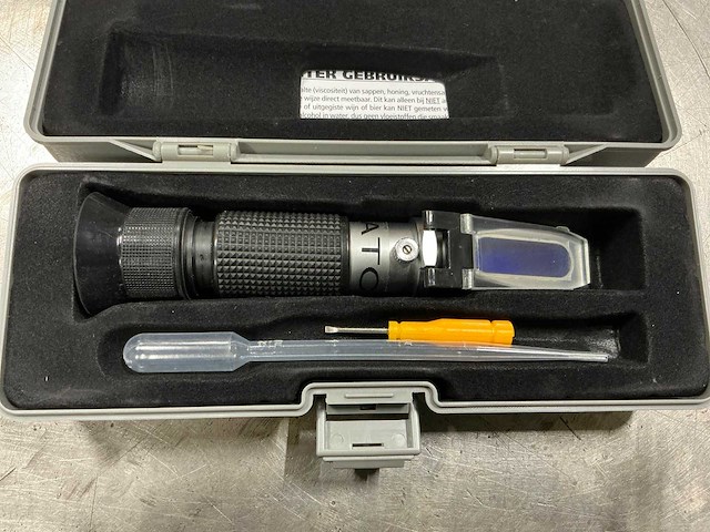 Partij diverse meters overig laboratoriumapparatuur (13x) - afbeelding 2 van  2