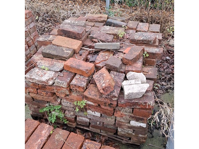 Partij diverse metselstenen op 5x pallet - afbeelding 4 van  15