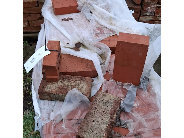 Partij diverse metselstenen op 5x pallet - afbeelding 8 van  15