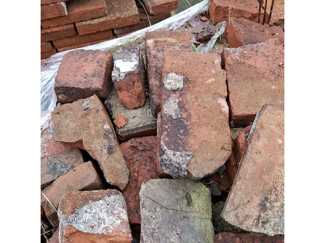 Partij diverse metselstenen op 5x pallet - afbeelding 14 van  15