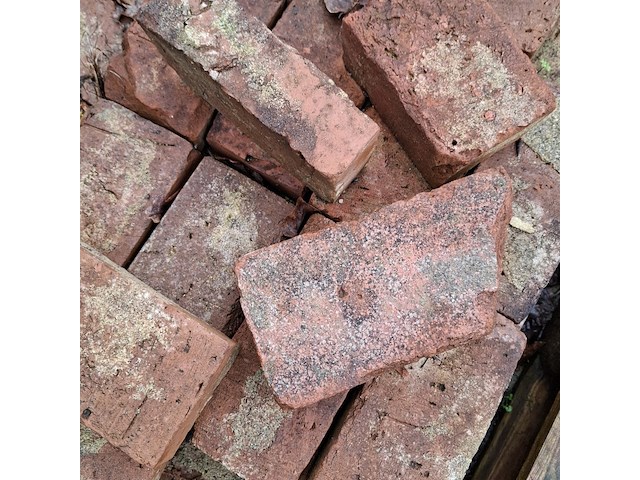 Partij diverse metselstenen op 5x pallet - afbeelding 8 van  12