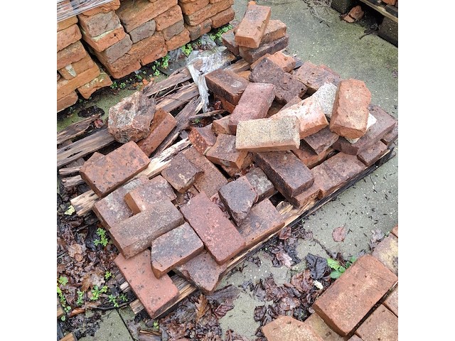 Partij diverse metselstenen op 5x pallet - afbeelding 9 van  12