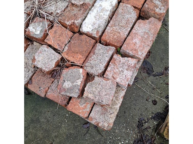 Partij diverse metselstenen op 6x pallet - afbeelding 4 van  16