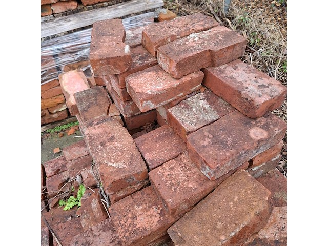 Partij diverse metselstenen op 6x pallet - afbeelding 8 van  16