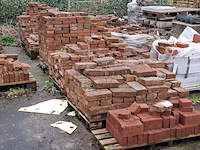 Partij diverse metselstenen op 6x pallet - afbeelding 1 van  16