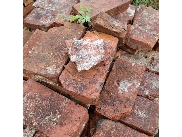 Partij diverse metselstenen op 6x pallet - afbeelding 14 van  16