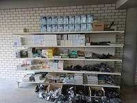 Partij diverse miele/siemens/aeg/etc stofzuigzakken/accessoires (543x)