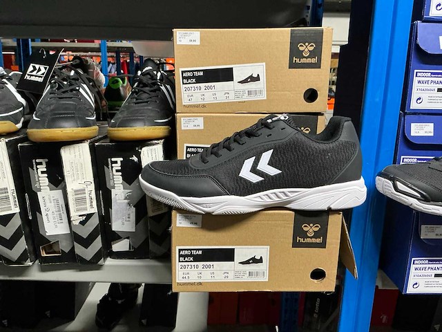 Partij diverse mizuno/hummel/etc indoor schoenen (22x) - afbeelding 5 van  9