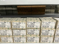 Partij diverse moeller/viteko kontaktblokken/km therm. beveiliging/km magn. sch/etc (137x) - afbeelding 4 van  45