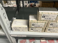 Partij diverse moeller/viteko kontaktblokken/km therm. beveiliging/km magn. sch/etc (137x) - afbeelding 14 van  45