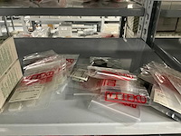 Partij diverse moeller/viteko kontaktblokken/km therm. beveiliging/km magn. sch/etc (137x) - afbeelding 25 van  45