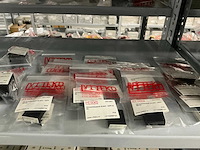 Partij diverse moeller/viteko kontaktblokken/km therm. beveiliging/km magn. sch/etc (137x) - afbeelding 30 van  45