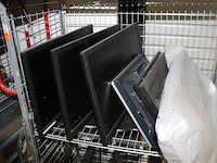 Partij diverse monitoren ca 15 stuks, excl container - afbeelding 4 van  9