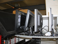 Partij diverse monitoren ca 15 stuks, excl container - afbeelding 5 van  9