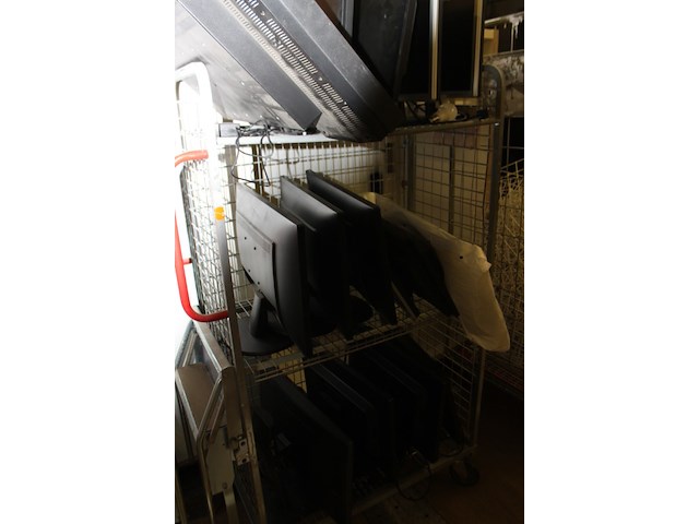 Partij diverse monitoren ca 15 stuks, excl container - afbeelding 6 van  9