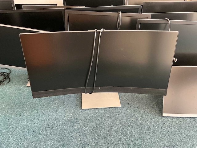 Partij diverse monitoren - afbeelding 3 van  6